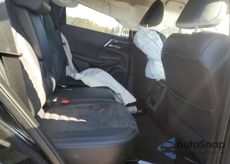 2023 Mitsubishi Outlander Se z USA, uszkodzony, nr VIN JA4J4UA82PZ060768